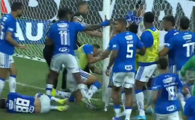 Romero'nun savunma pozisyonu