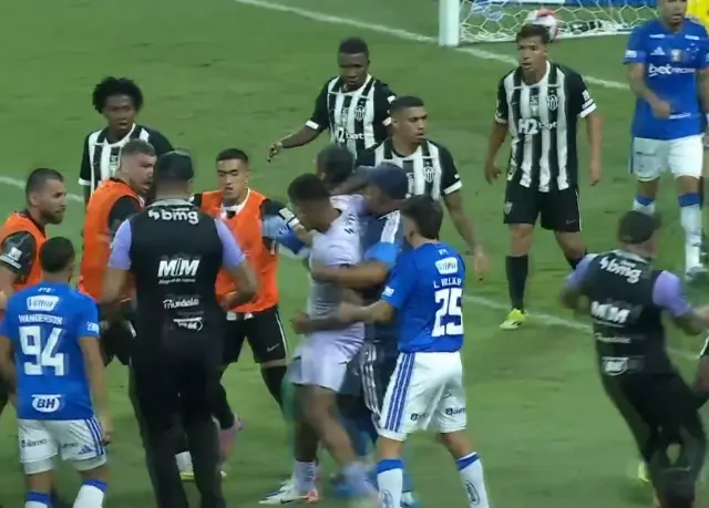 Hakem karar verirken