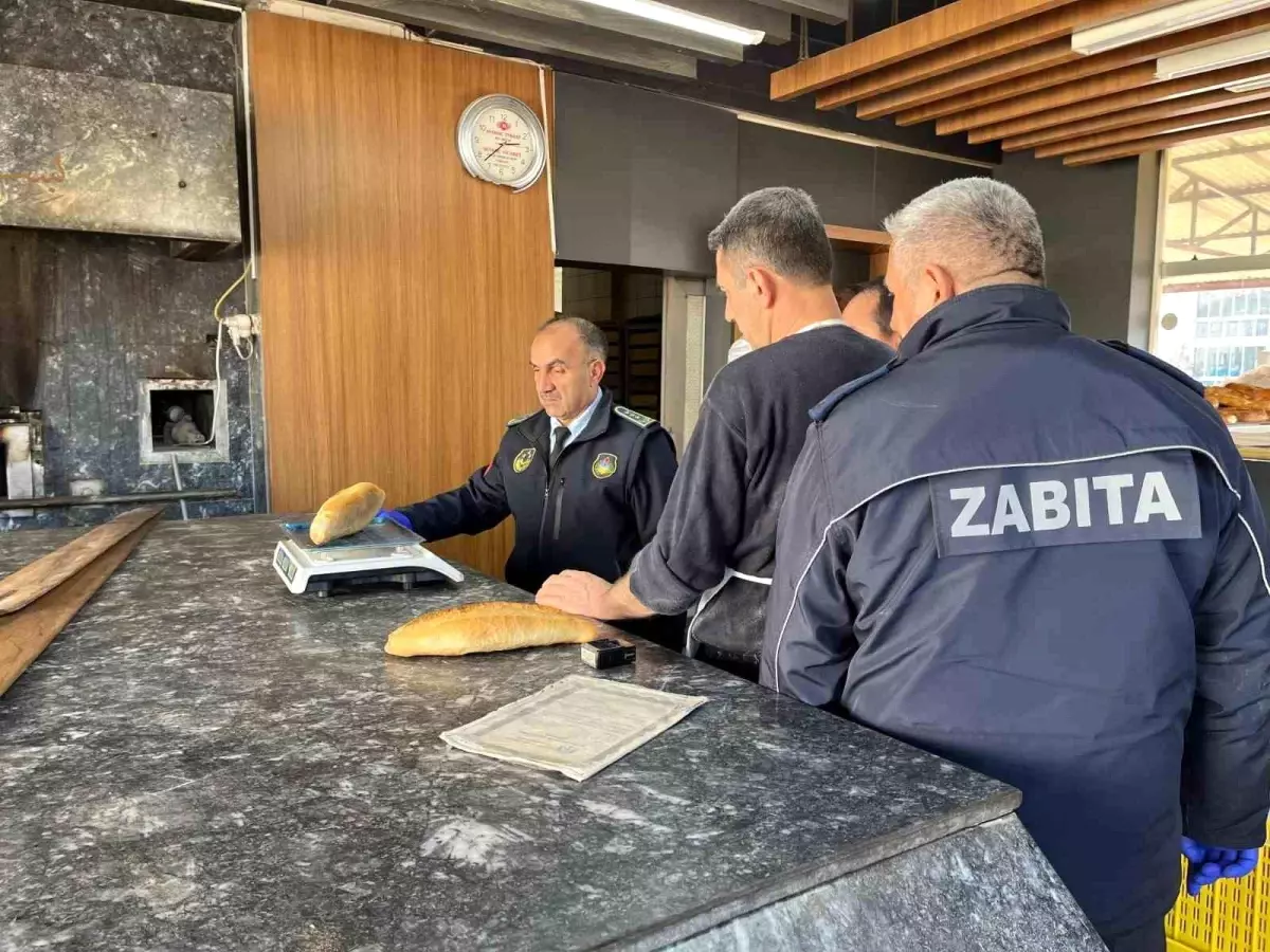 Erzincan Zabıta, Ramazan’da 64 Fırını Denetledi: Hijyen ve Gramaj Kontrolü Yapıldı