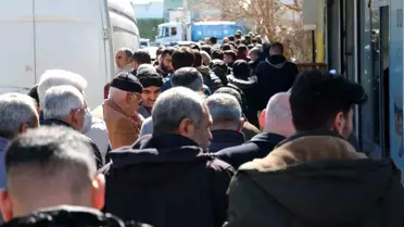 Diyarbakır’da APP Plaka Değişimi İçin Uzun Sıra: Sürücüler Ceza Korkusuyla Kuşatıldı