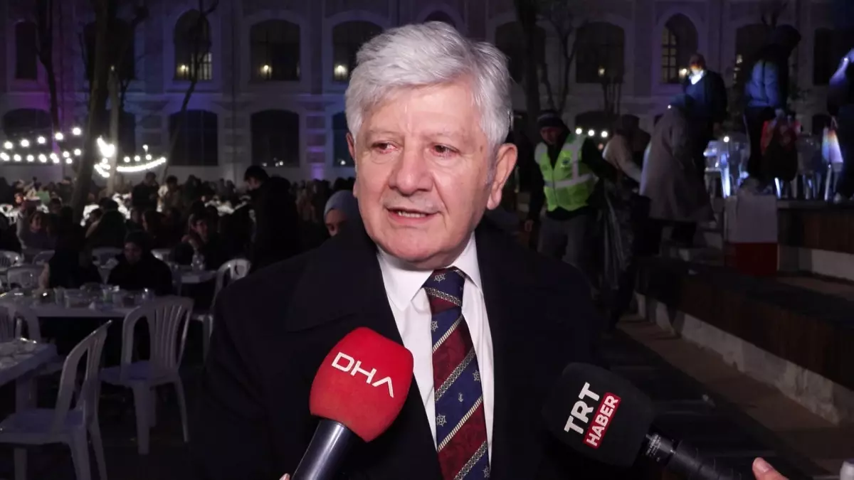 Bakan Işıkhan'dan Sağlık Sistemine Yeni Övgü: Türkiye Dünya Örneği