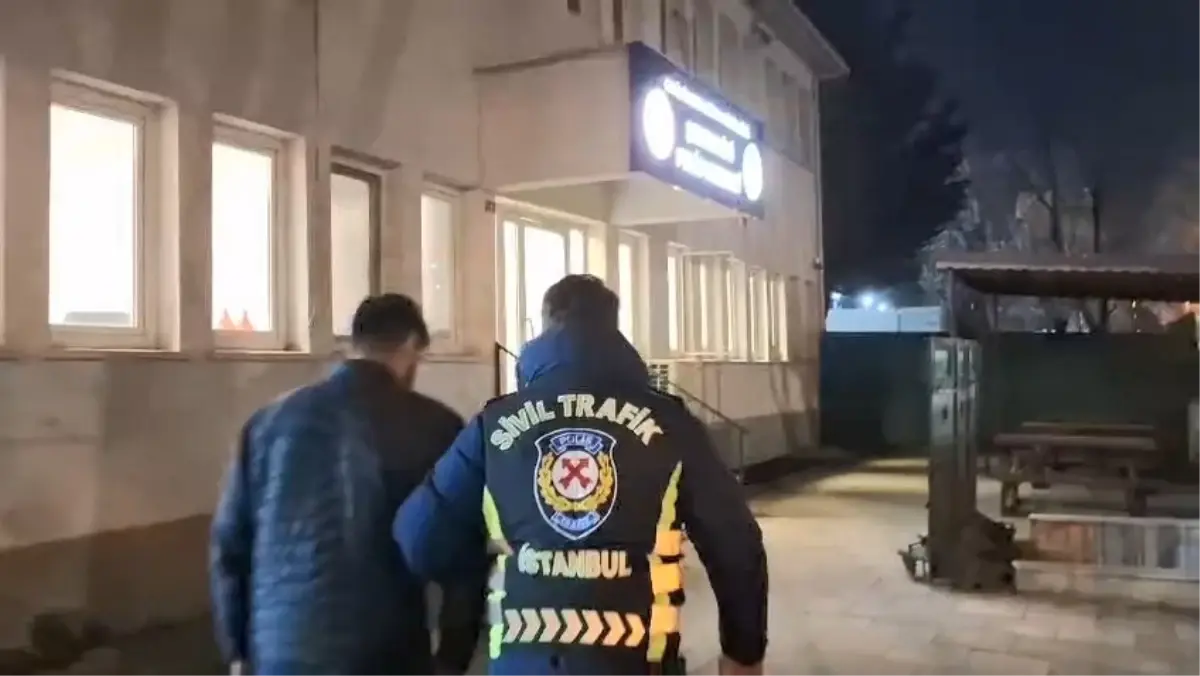 Fatih'te Trafik Tartışması Şiddete Dönüştü: 180 Bin Lira Para Cezası Kesildi