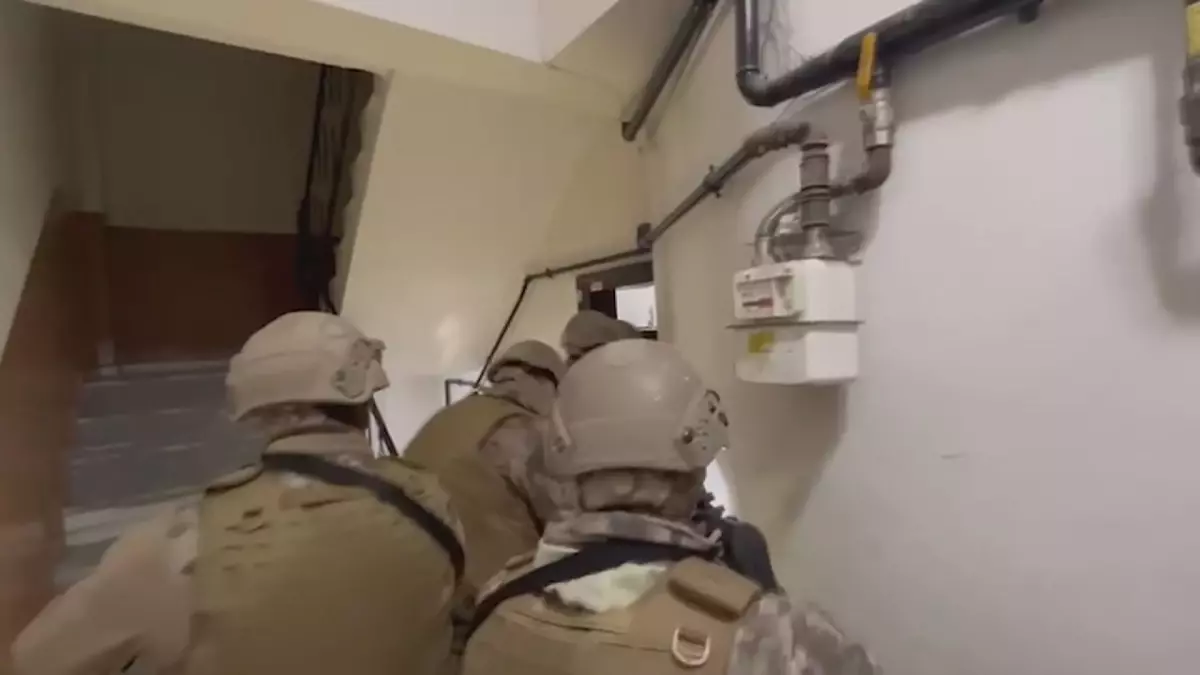 İstanbul’da Terör Örgütüyle Mücadele: 13 Şüpheli Gözaltına Alındı