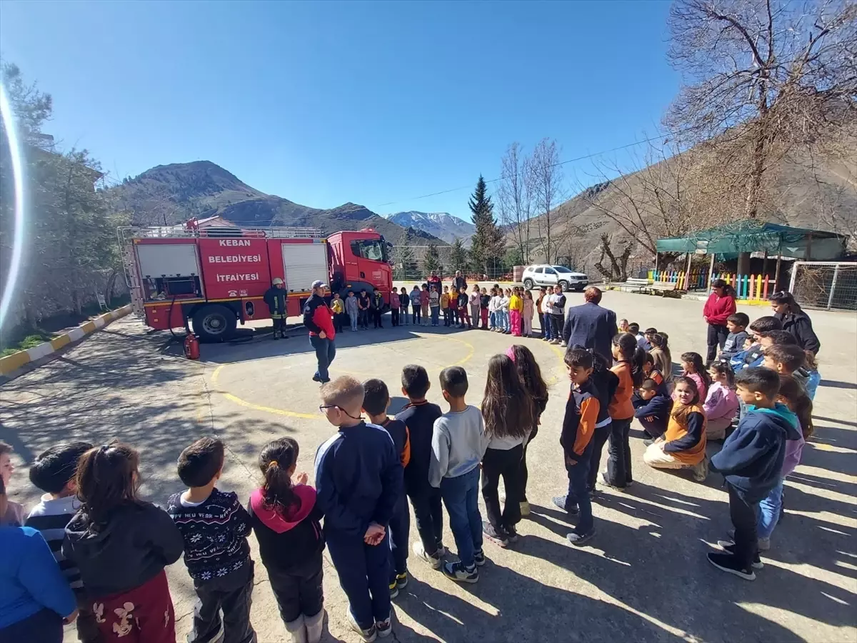 Keban’da İlkokul Öğrencileri Yangın Güvenliği Tatbikatı Gerçekleştirildi