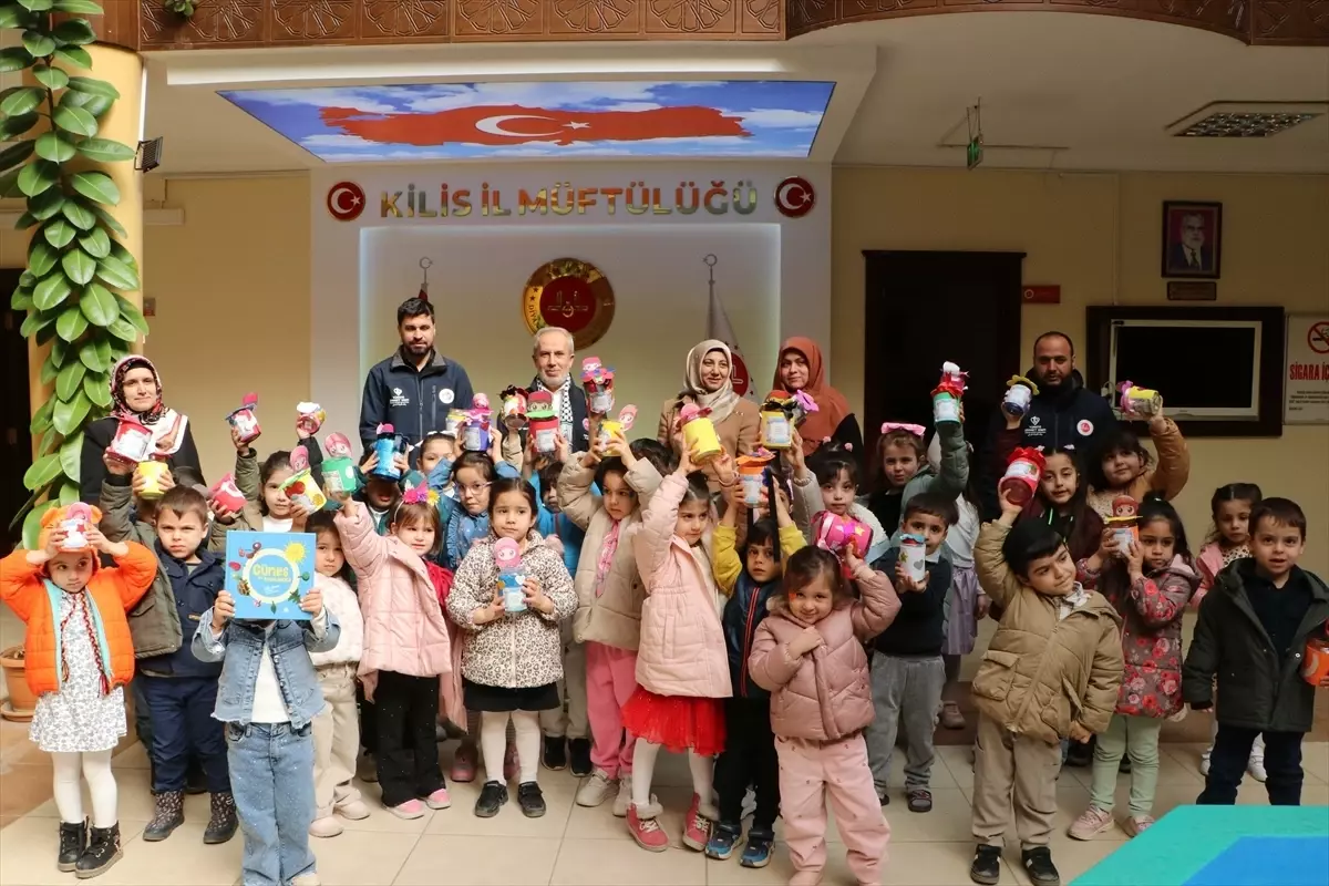 Kilis'teki Kur'an Kursu Öğrencileri, Gazze'deki Yetimlere 50 Bin Lira Destek Topladı