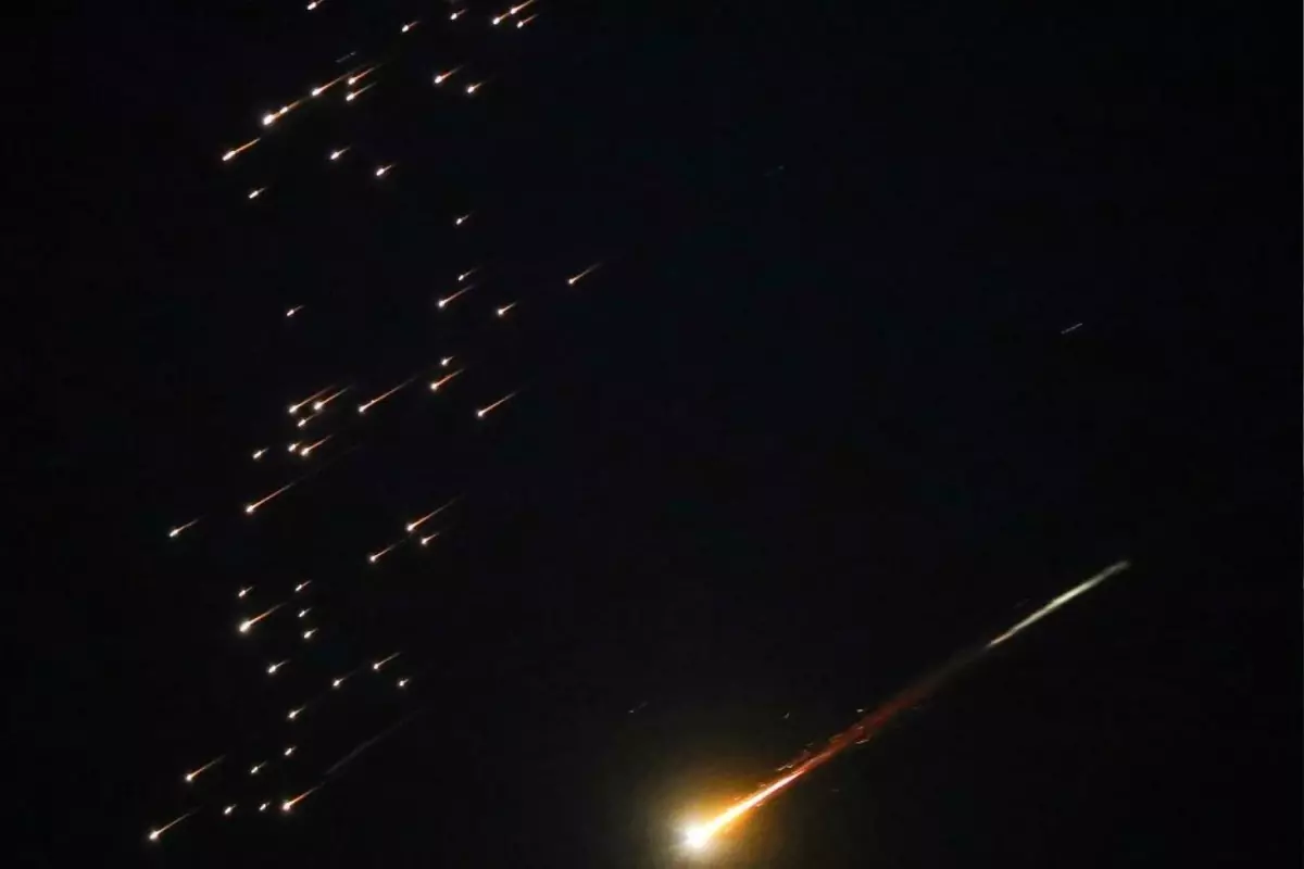 Erbil Havaalanı Yakınında Düşen İHA Patladı, Yangın Çıktı