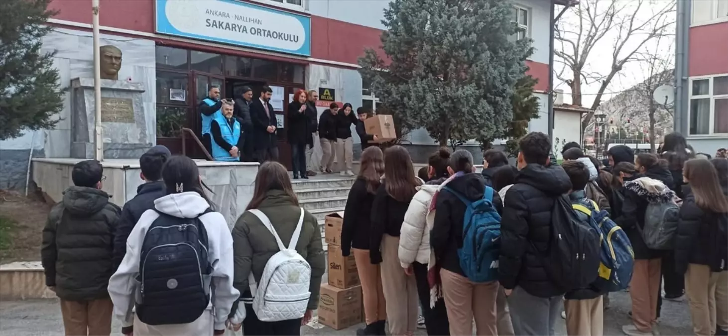 Nallıhanlı Gençler Ramazan’da İhtiyaç Sahiplerine Yardım Kolileri Hazırladı