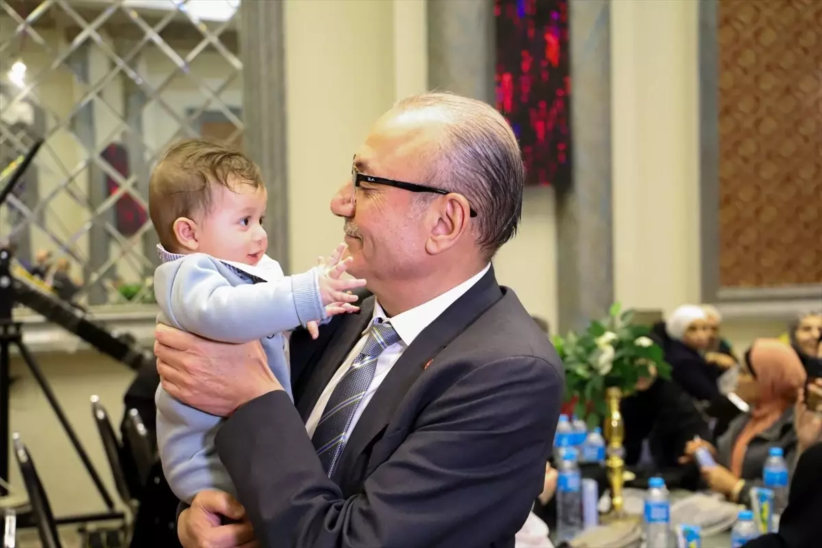 Türkiye, Filistin'e 500 Kişiye Nakdi ve Gıda Yardımı Sağladı