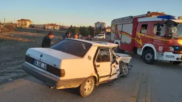 Ankara Çubuk'ta Araç Çarpışması: 3 Yaralı