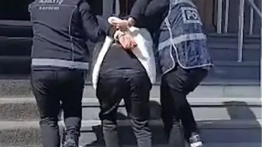 Kayseri’de Kaçak Cinsel Suçlusu Halılar Arasında Yakalandı