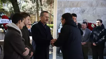 Necat Beyeç’in Cenazesi Bursa’da Toplu Katılım İle Defnedildi