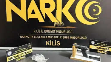 Kilis'te Uyuşturucu Operasyonu: 4 Şüpheli Tutuklandı, 80 Gram Madde Ele Geçirildi