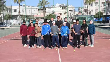 Mersin’in Akdeniz İlçesinde Gençlere Açılan Yeni Tenis Kursu