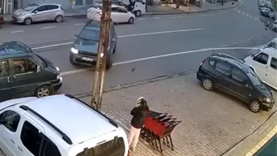 Trabzon Ortahisar’da Yaya Kazası: Genç Kadın Otomobil Çarpmasıyla Ağır Yaralandı