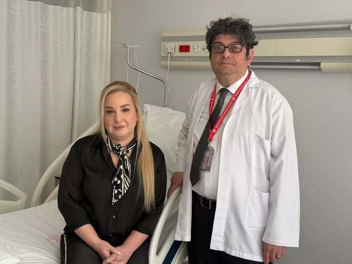 Göğüs Boşluğundaki Paratiroid Tümörü 5 Saatte Başarıyla Çıkarıldı