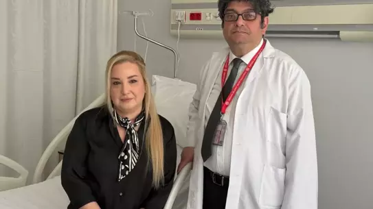 Göğüs Boşluğundaki Paratiroid Tümörü 5 Saatte Başarıyla Çıkarıldı