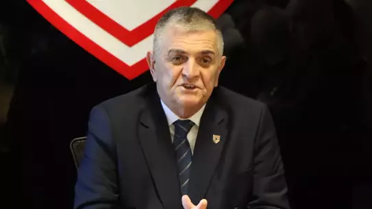 Samsunspor, Fenerbahçe Karşısında Hakem Kararlarına Sert Tepki Gösterdi