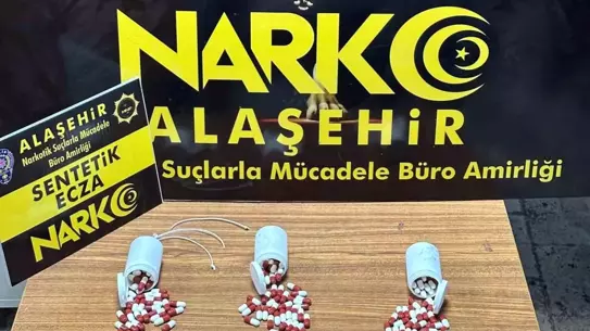 Alaşehir'de Yasa Dışı Sentetik İlaç Operasyonu: 170 Hap Ele Geçirildi