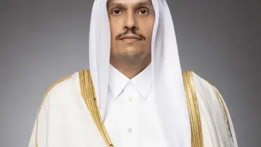 Wang Yi ve Al Sani'nin resmi