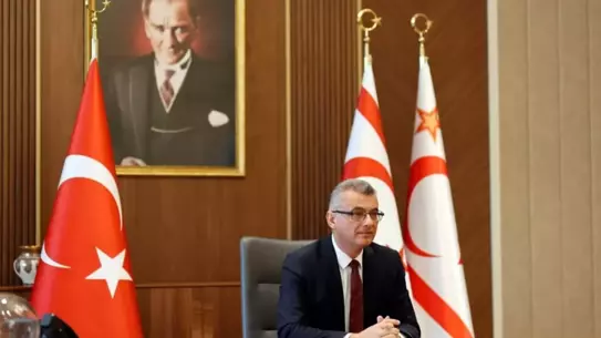 Deniz altından döşenen elektrik kablosu