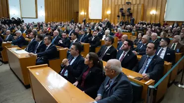 Dervişoğlu: İran’ın Ekonomik Çöküşü Türkiye’ye Bölgesel Risk Getiriyor