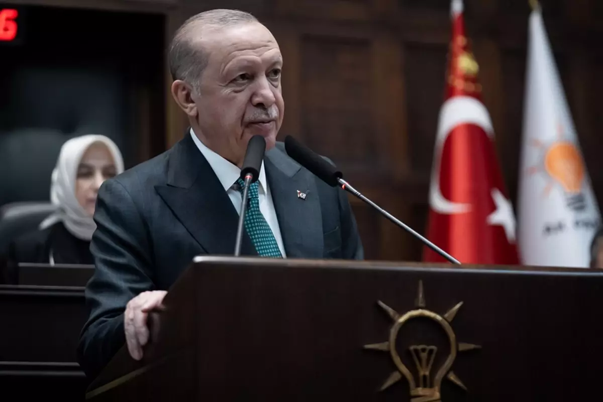 Erdogan Uyarıyor: Türkiye'nin Egemenliğine Dokunan Her Şeye Karşı Hazırız