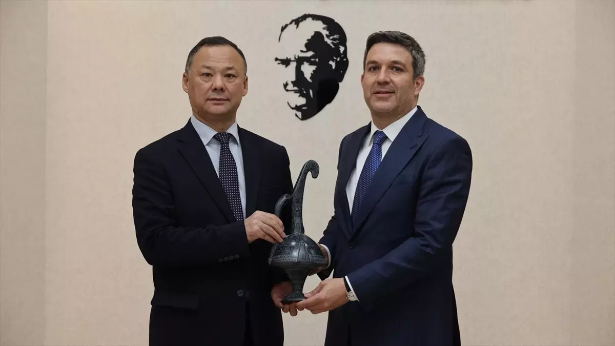 Kırgız Büyükelçi Kazakbaev, Kapadokya’da Kültür ve Turizm İşbirliğini Görüştü