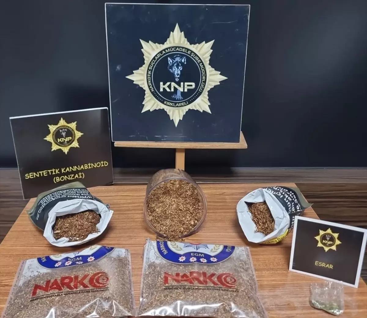 Kırklareli'de 597 Gram Uyuşturucu Ele Geçirildi, İki Şüpheli Tutuklandı