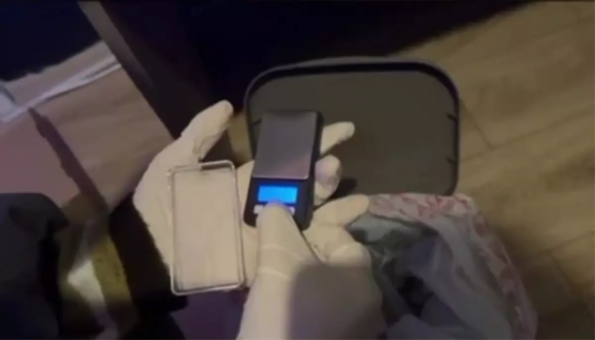 Sakarya’da Uyuşturucu Ticareti Şebekesi Çökertildi, İki Şüpheli Gözaltına Alındı