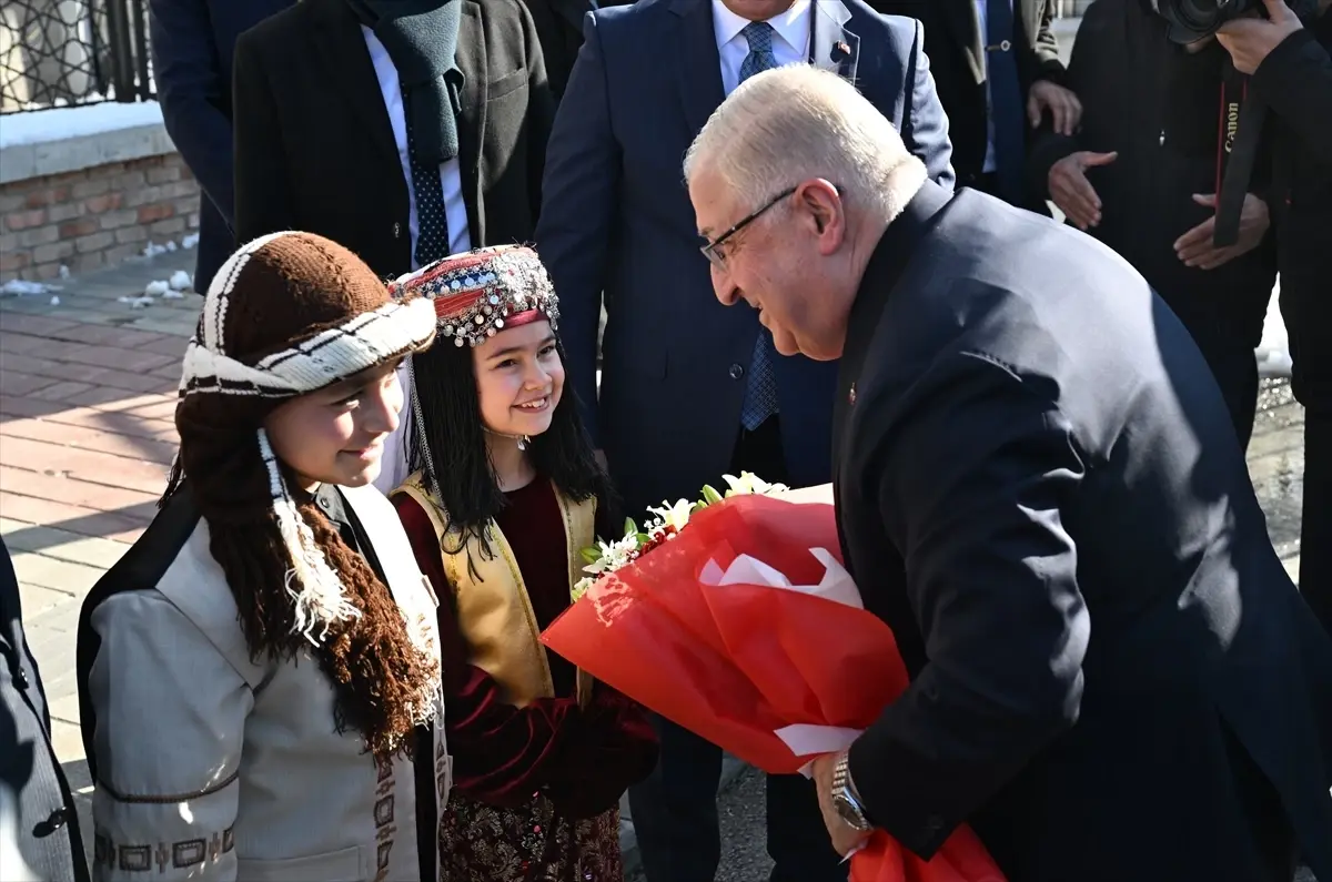 Bakan Güler'den Türkiye'nin Barış ve İstikrar Rolü Üzerine Açıklama