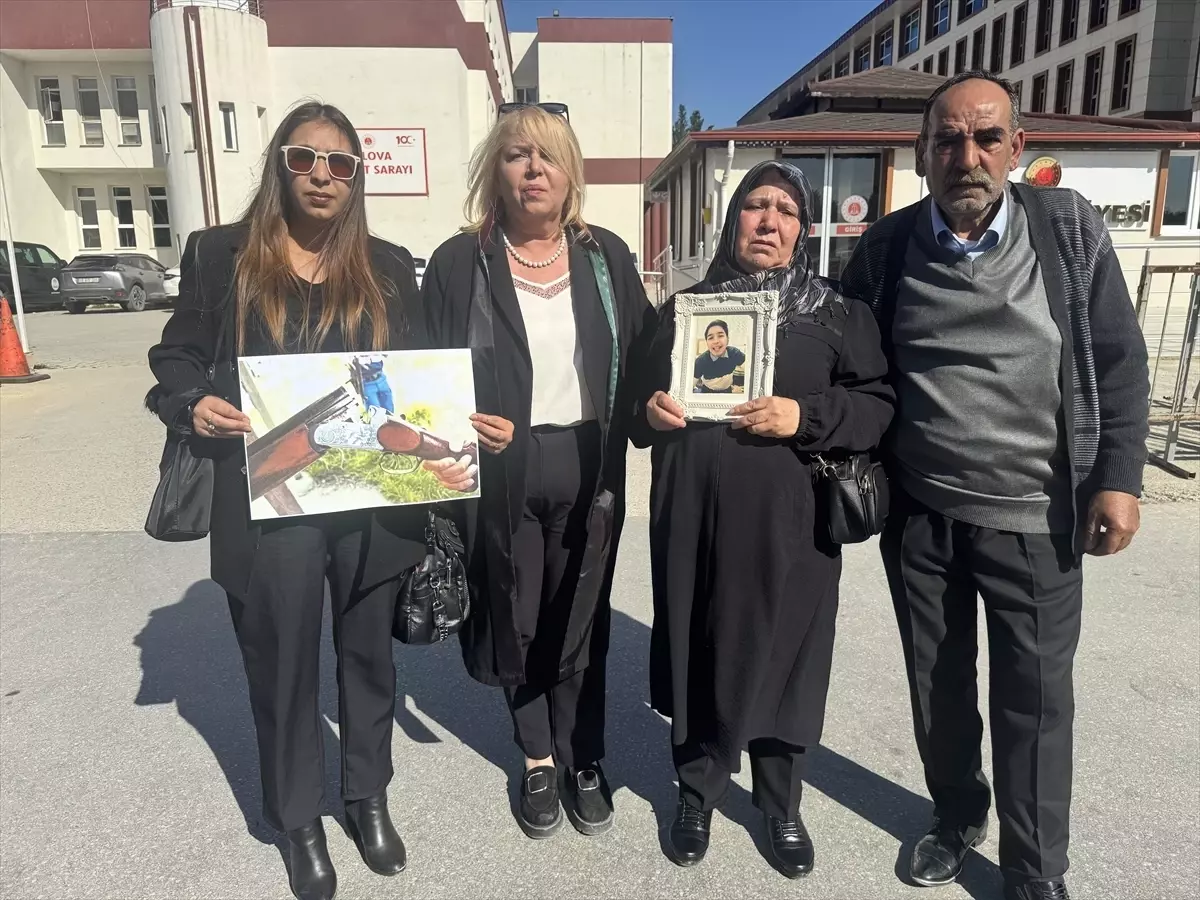 Yalova'da 12 Yaşındaki Kerem Karakaya'nın Ölüm Duruşması Yeniden Başladı