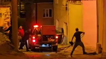 Yangın sonrası polis ekipleri