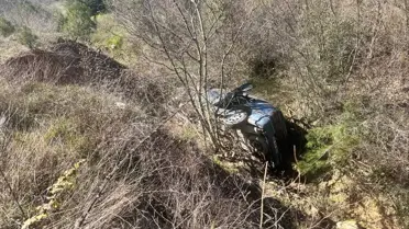 Kaza sonrası otomobilin ana fotoğrafı