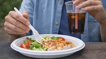 Tek Kullanımlık Plastik Ürünlerde Yeni Yasak: Çatal, Kaşık ve Pipet Tarihe Karışıyor