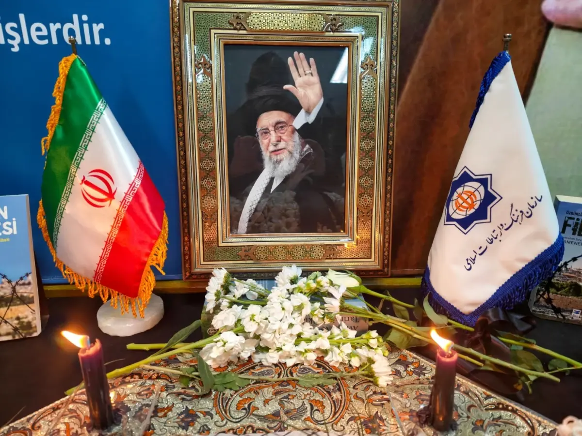 İran Büyükelçiliği'nden Ayetullah Ali Hamaney Anma Töreni: Ankara’da Dini Lideri Anma