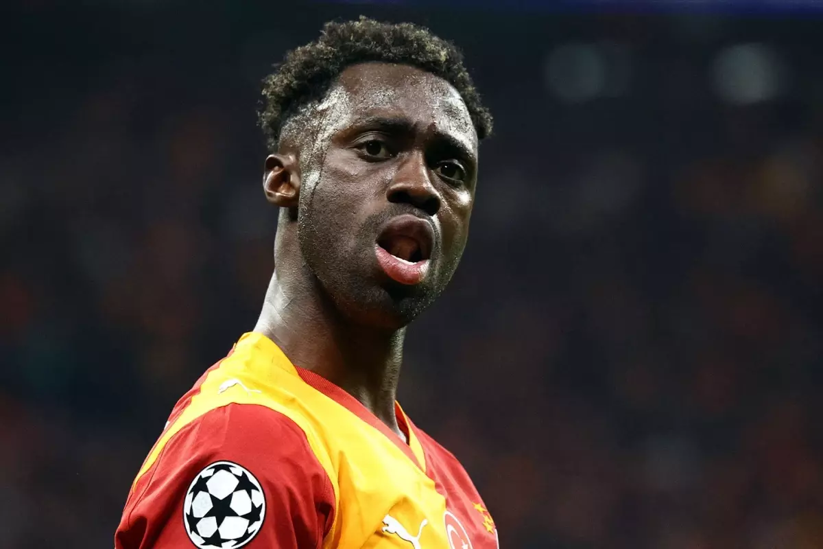 Davinson Sanchez'in Sarı Kartı Galatasaray'ı Maçtan Uzaklaştırdı