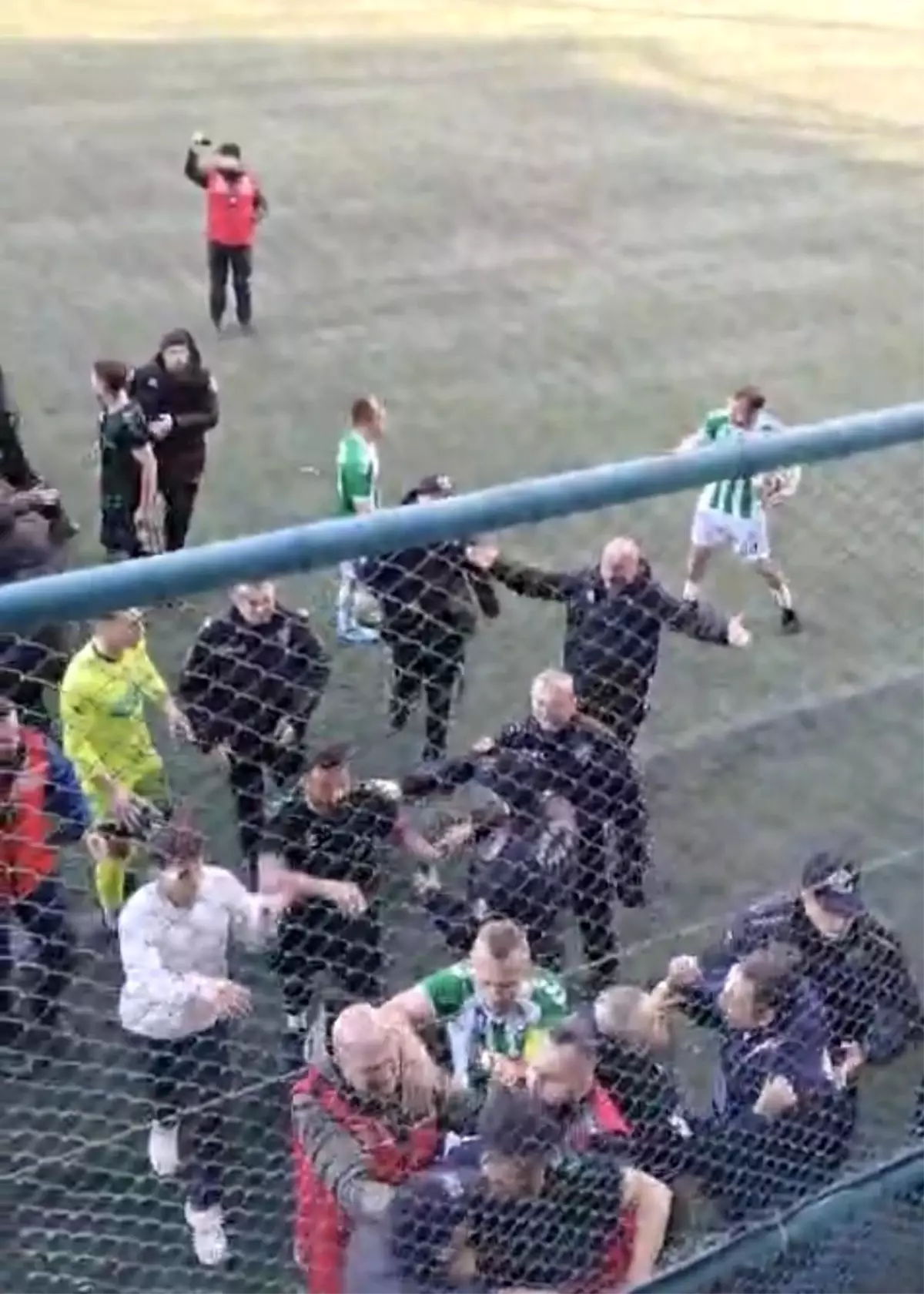 Trabzon’da BAL Play‑Off Maçında Sürmenespor ve Araklıspor Arasında Şiddetli Çatışma