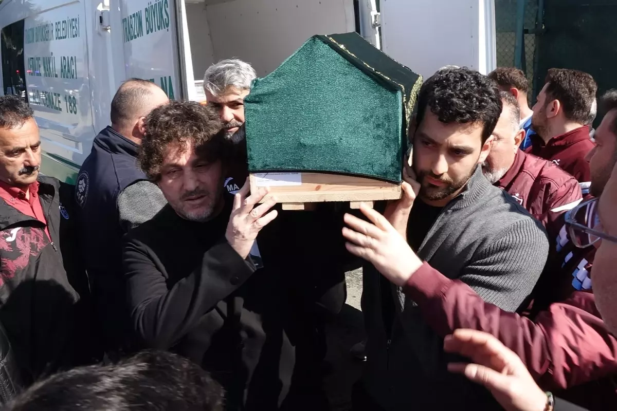 Trabzonspor, Orhan Kaynak’ın Vefatını Anmak İçin Duygusal Tören Düzenledi