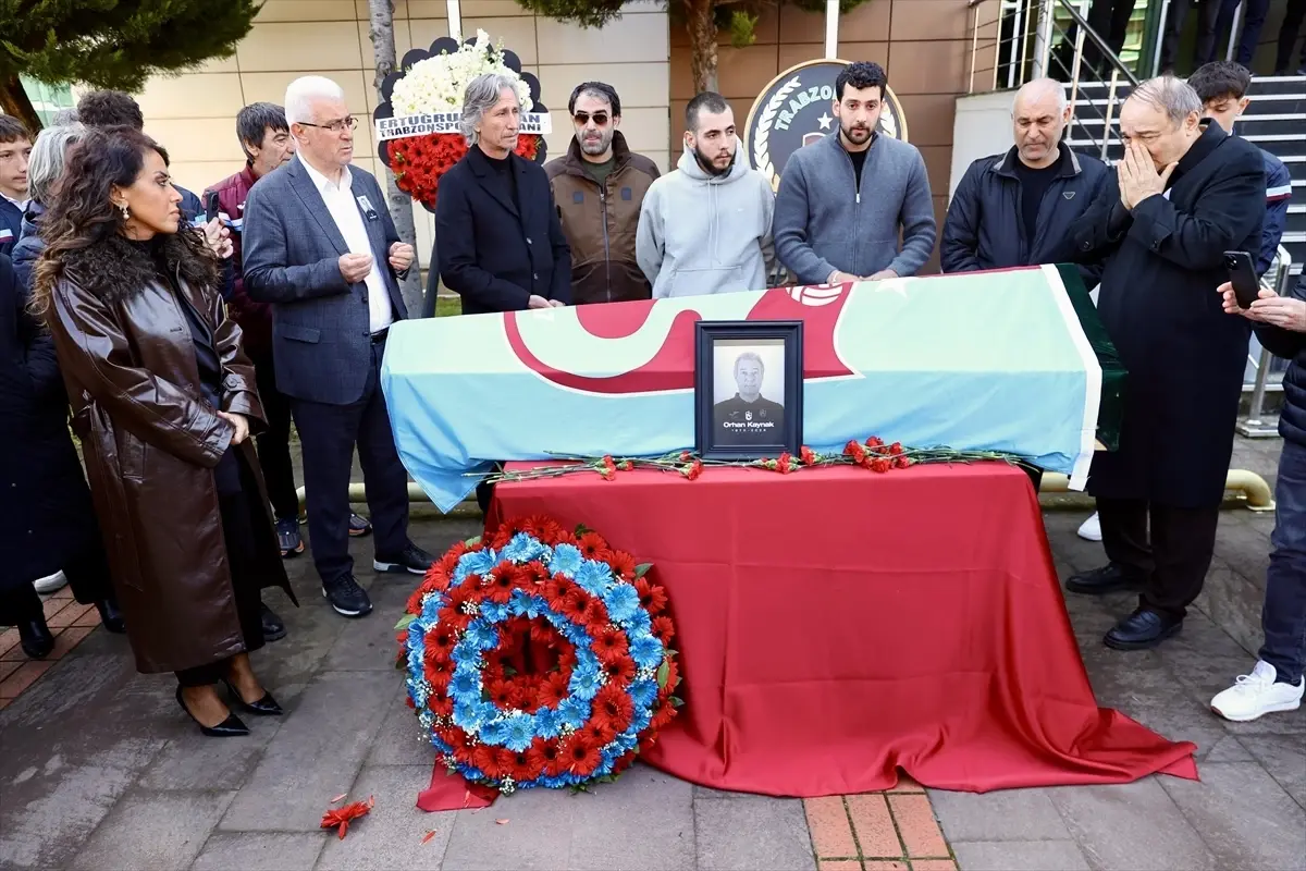 Trabzonspor'un Yardımcı Antrenörü Orhan Kaynak’a Veda Töreni Gerçekleşti