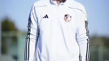 Maç hazırlıklarını gösteren sahada taktik çalışması