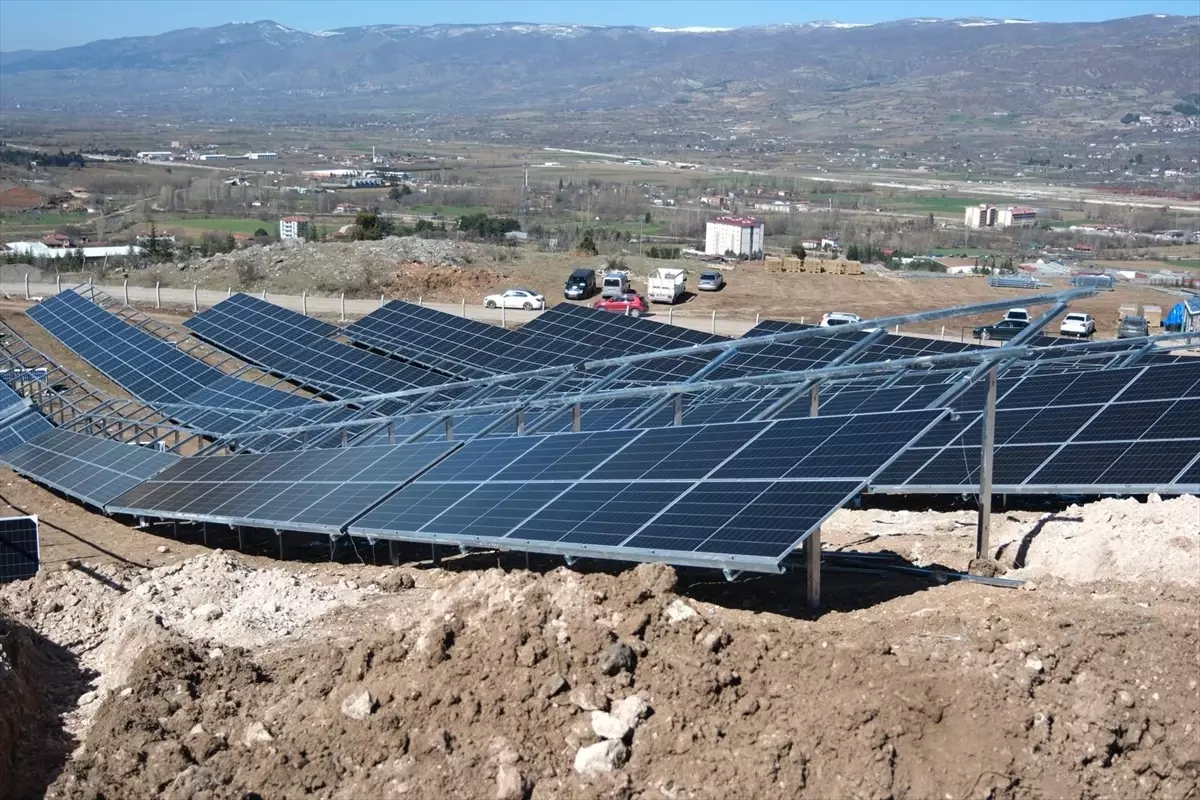 Tokat Gaziosmanpaşa Üniversitesi'nde Güneş Enerjisiyle Tamamen Bağımsız Kampüs