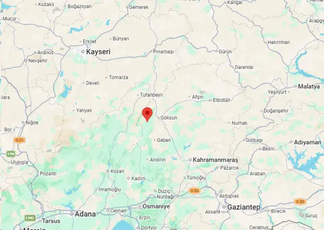 Göksun’da deprem sonrası kontrol ekipleri