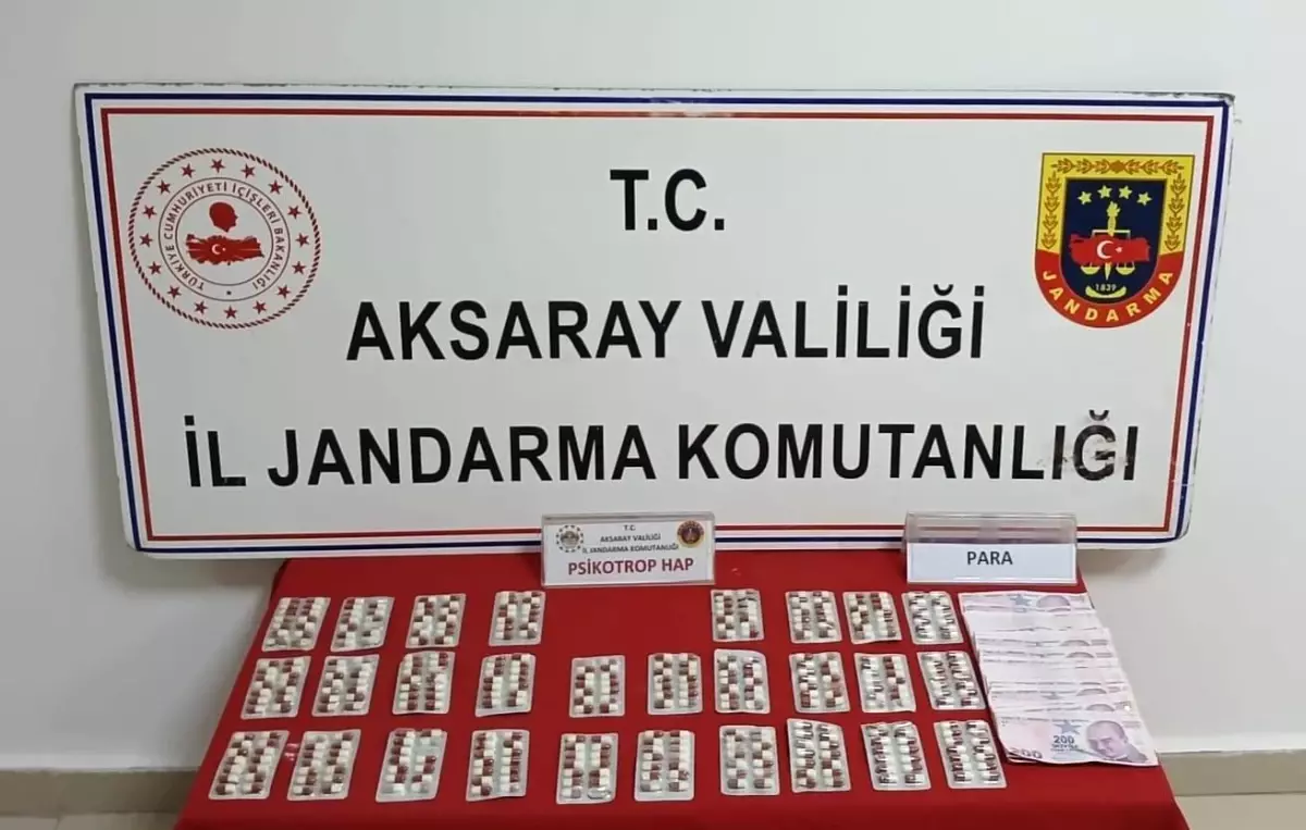 Aksaray’da Jandarma, 446 Sentetik Ecza Hapı Ele Geçirerek Şüpheliyi Tutukladı