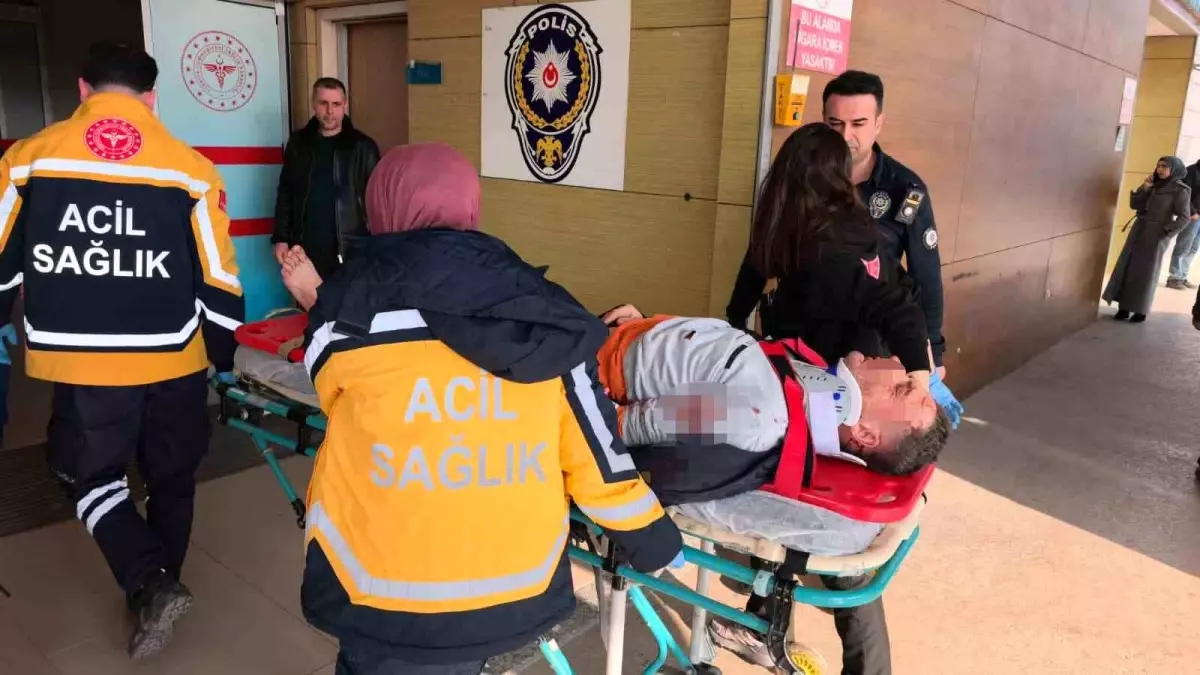 İnegöl'de Trafik Kazası: Yaya Ağır Yaralı, Soruşturma Başlatıldı