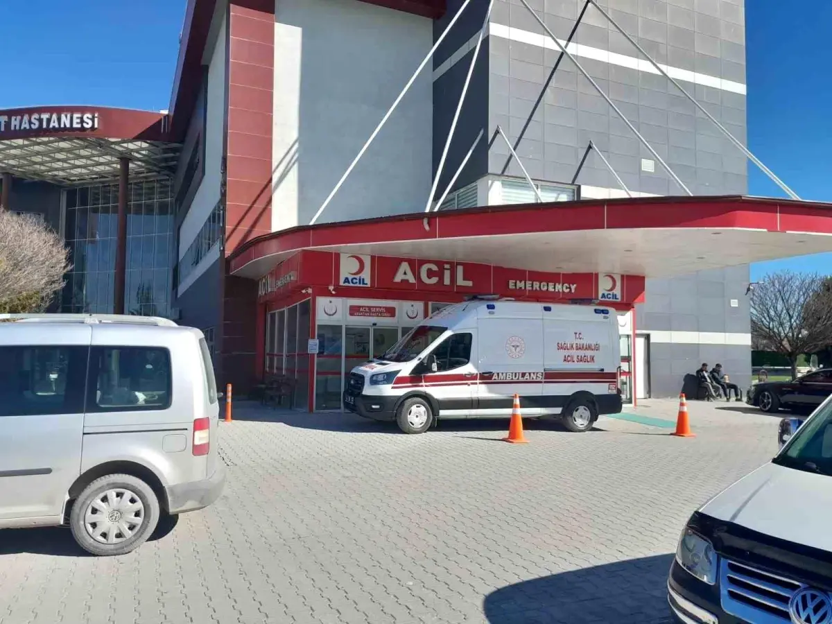 Karapınar’da Motosiklet Çarpması Sonrası Yaya Hastaneye Kaldırıldı