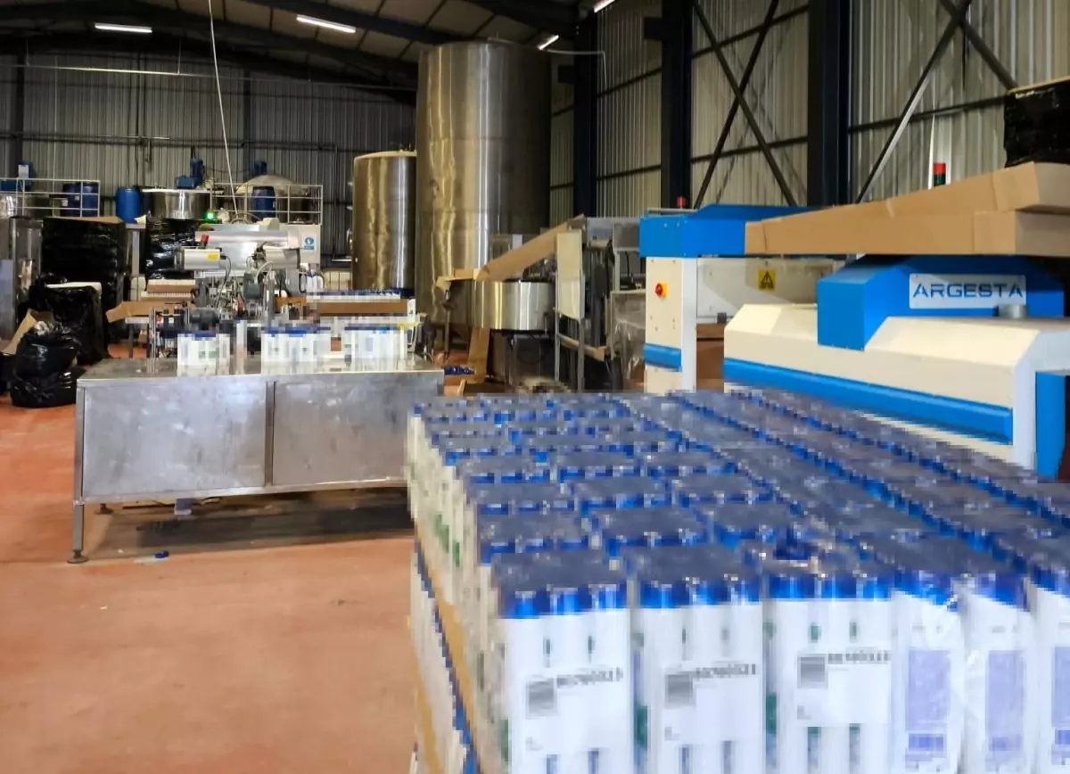 Kocaeli Dilovası'nda Jandarma ve Zabıta Ortak Operasyonu: Kaçak Üretim Tesisi Süresiz Mühürlendi