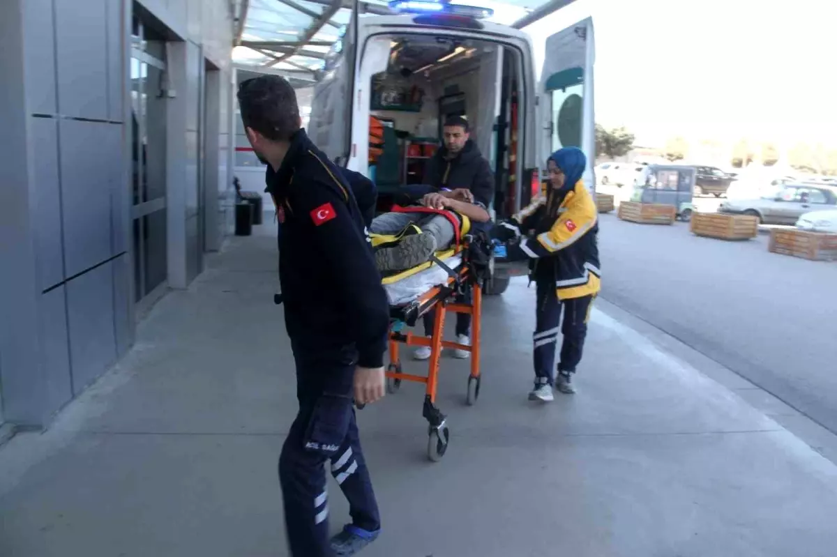 Beyşehir’de İnşaat Kazası: 26 Yaşındaki İşçi Ağır Yaralı