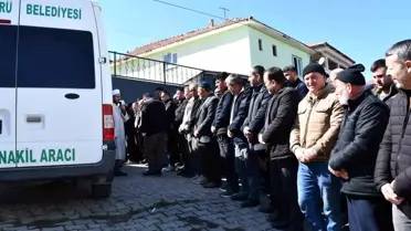 Olay yerinde polis ekipleri ve inceleme