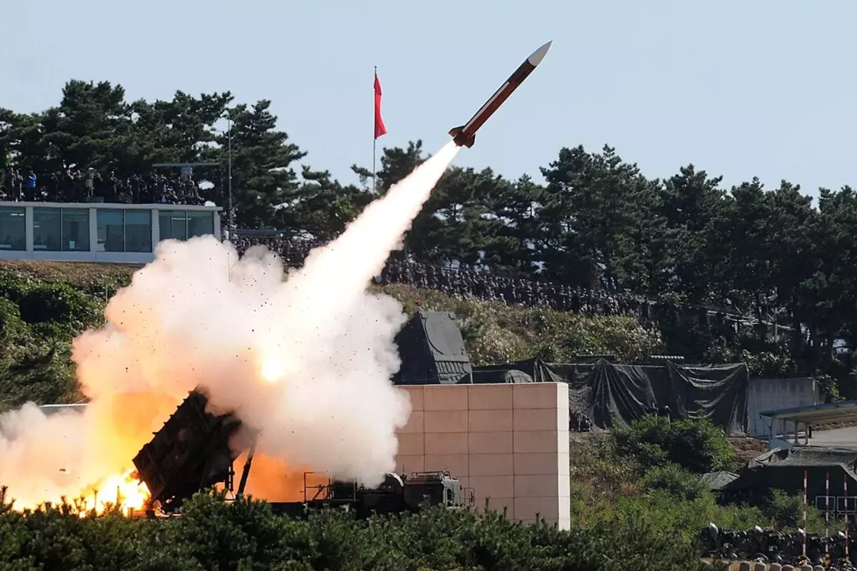 BAE, Güney Kore'ye 6 Milyon Varil Ham Petrol Sağladı, Karşılığında Cheongung-II Hava Savunma Füzelerini Aldı