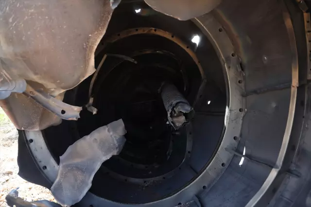 Füze enkazı Elad köyünde